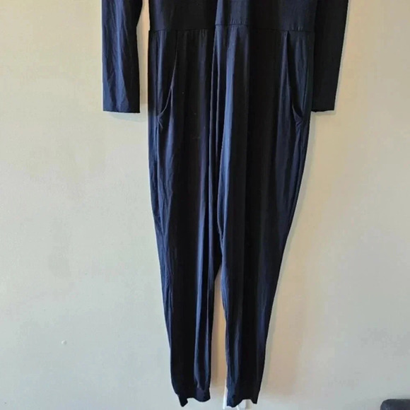 Commando Jumpsuit Long Sleeve V Neckline Women's Black Size Large Soft Stretchy. - Picture 8 of 12